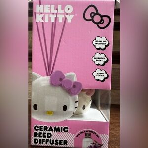 Super Cute Hello Kitty Pink Bow 🎀 Ceramic Reed Diffuser - NEW